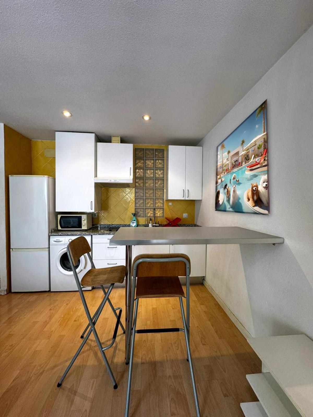 Prado Atocha Apartaments Madrid Exterior photo